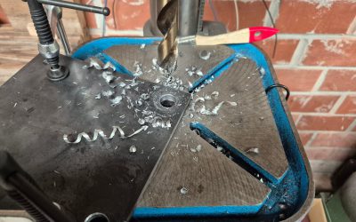 Mission: Sägerät! Der Halter für das hintere Lager – und richtig Mist gebaut!