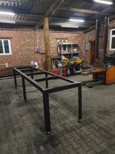 2023-04-02-Werktisch-4