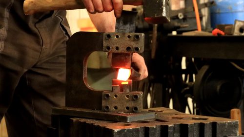 Guillotine