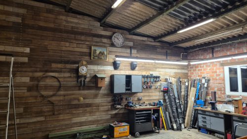 Bild-an-der-Wohnzimmerwand-01