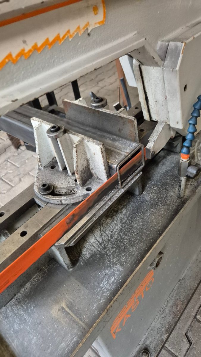 Halter-fuer-Zwischenfrucht-Saegeraet-01