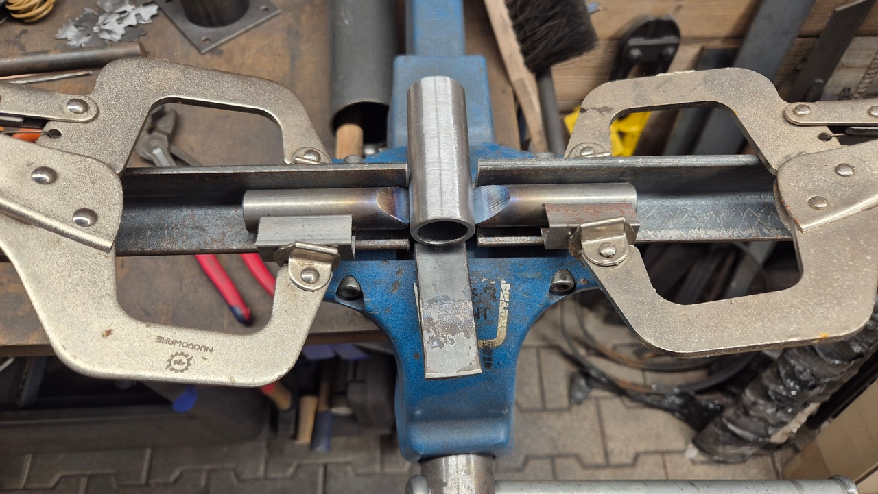 Halter-fuer-Zwischenfrucht-Saegeraet-02