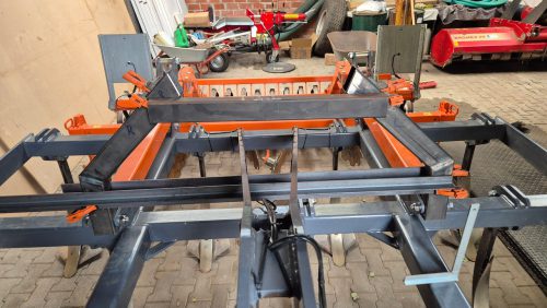 Halter-fuer-Zwischenfrucht-Saegeraet-01