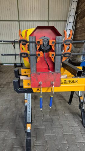 Halter-fuer-Zwischenfrucht-Saegeraet-05